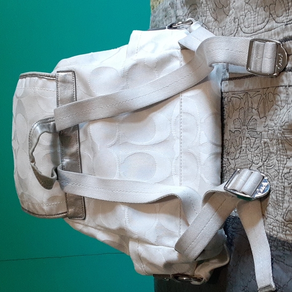 🤍Mini Coach Backpack🤍 - Picture 4 of 16